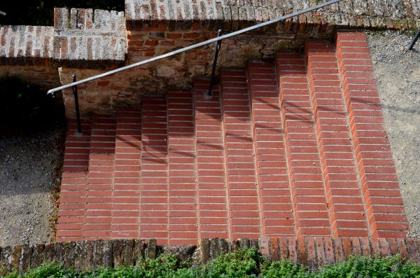 Brick Steps Repair in Waldorf